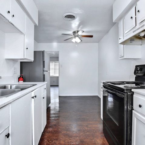 2725 Patricia Lane, Garland, TX 75041