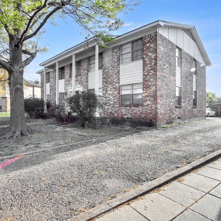 2725 Patricia Lane, Garland, TX 75041