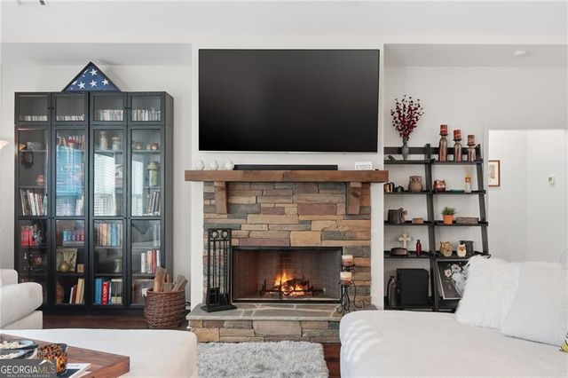 150 Pinebrook Drive, Waleska, GA 30183