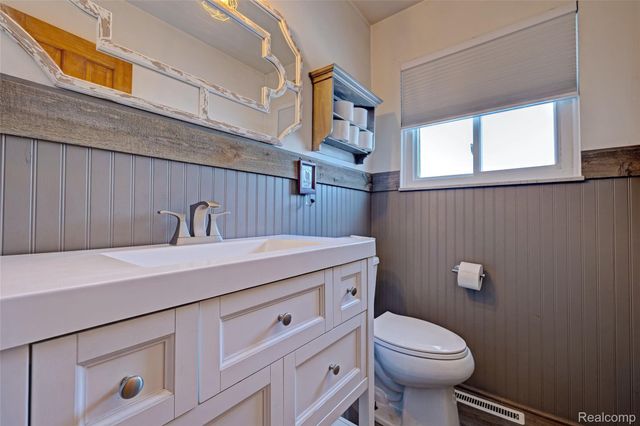 4380 Baza, Leonard Village, MI 48367