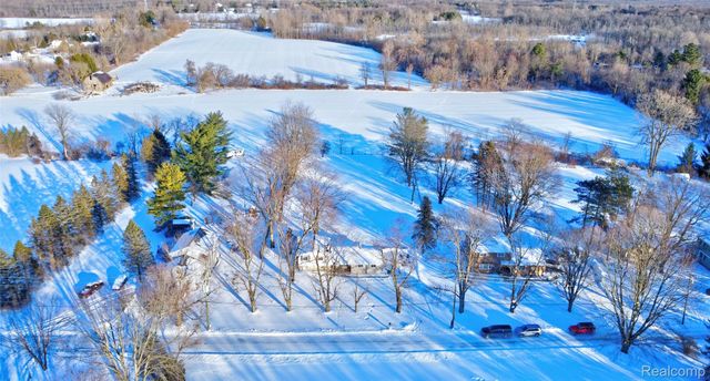 4380 Baza, Leonard Village, MI 48367