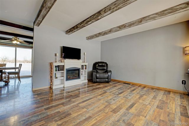 4380 Baza, Leonard Village, MI 48367