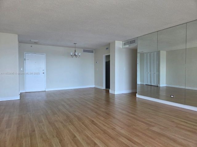 2451 Brickell Ave 18U, Miami, FL 33129