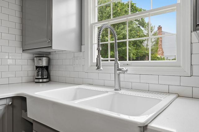 311 Alamo DRIVE, Upper St Clair, PA 15241