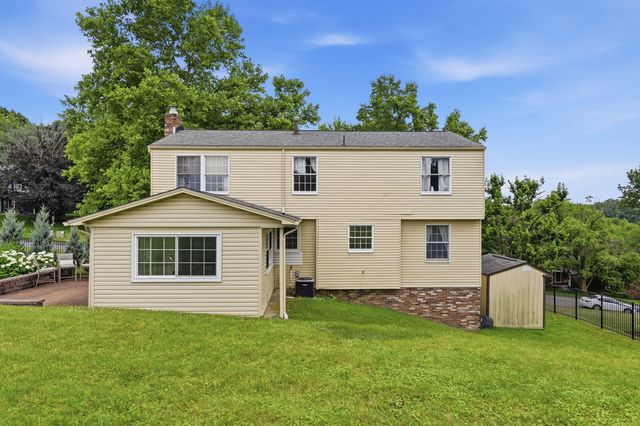 311 Alamo DRIVE, Upper St Clair, PA 15241