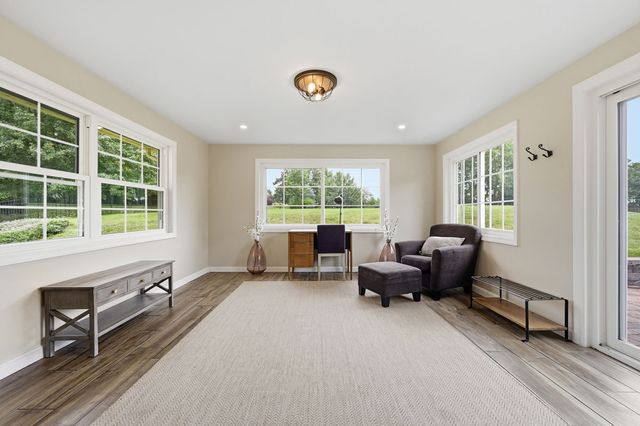 311 Alamo DRIVE, Upper St Clair, PA 15241