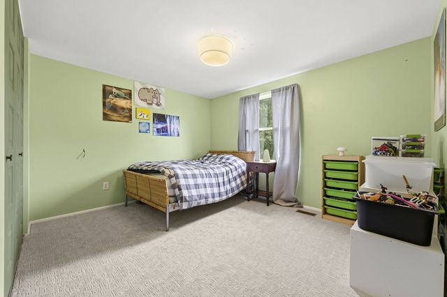 311 Alamo DRIVE, Upper St Clair, PA 15241
