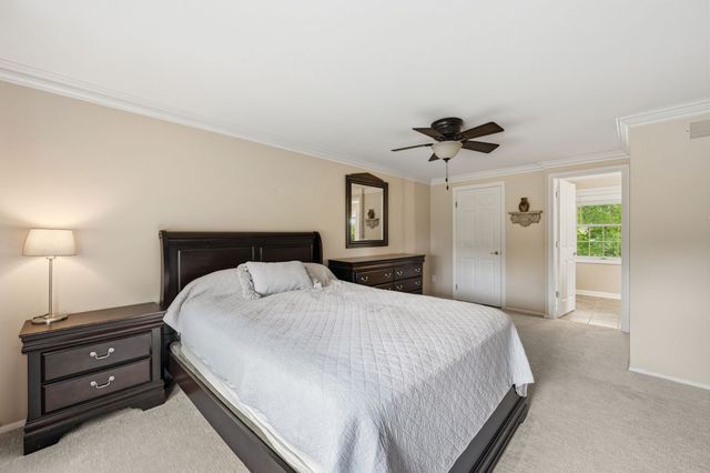 311 Alamo DRIVE, Upper St Clair, PA 15241