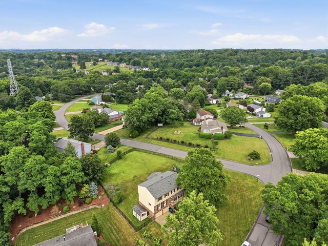 311 Alamo DRIVE, Upper St Clair, PA 15241
