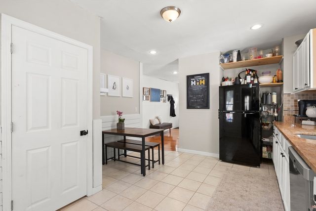 12 Spring Court 12, Woburn, MA 01801