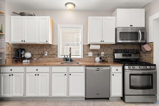 12 Spring Court 12, Woburn, MA 01801