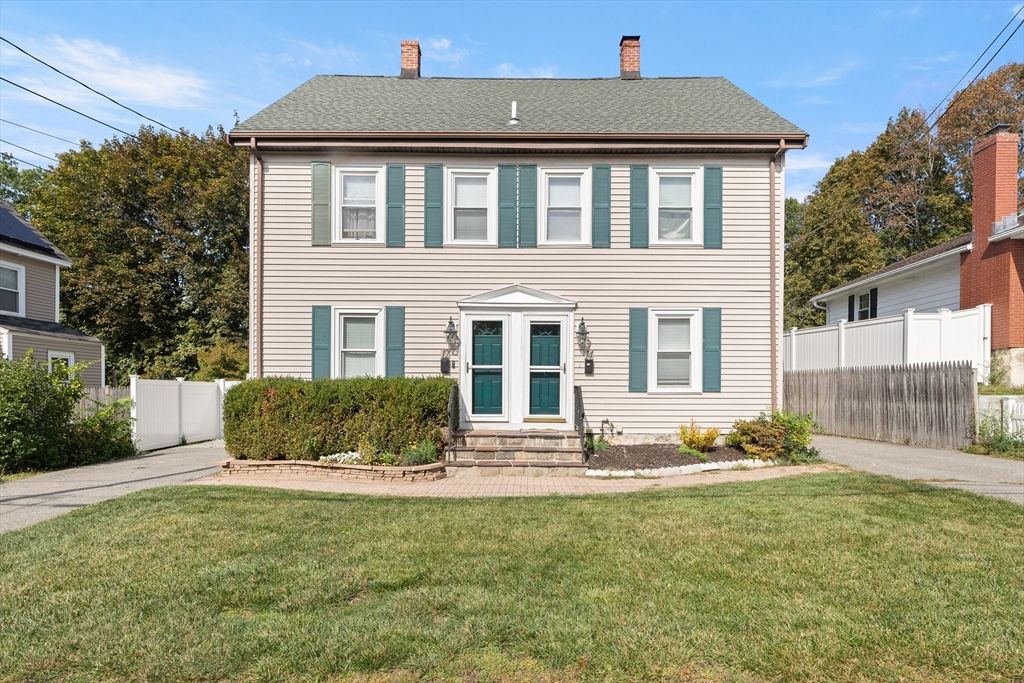 12 Spring Court 12, Woburn, MA 01801