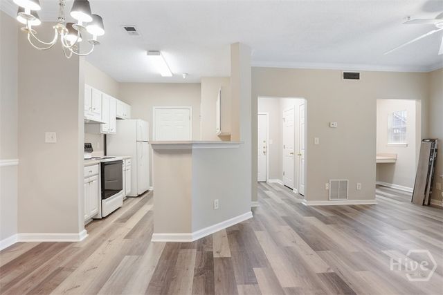 1205 Walden Park, Savannah, GA 31410
