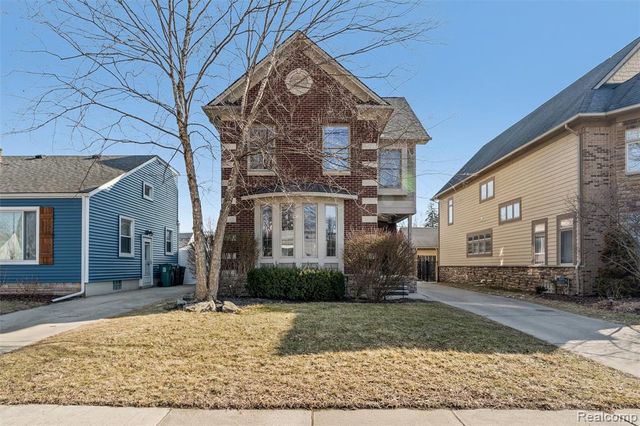 717 S Kenwood Avenue, Royal Oak, MI 48067