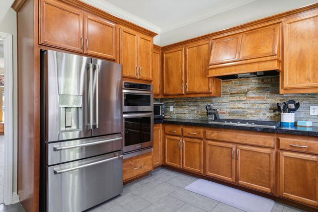 5304 Flyway Dr, Fair Oaks, CA 95628