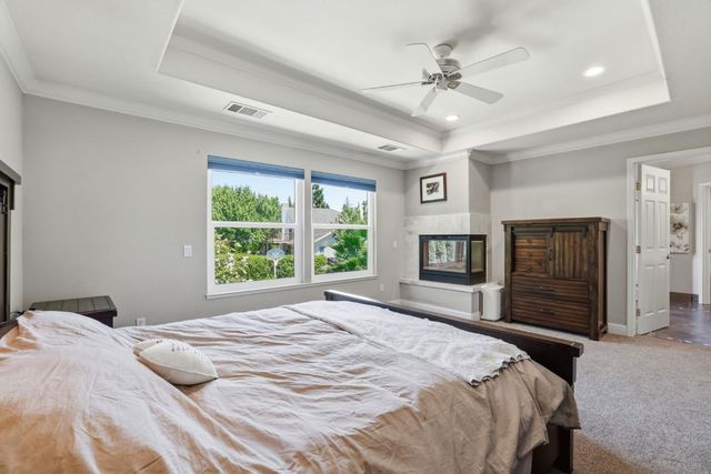 5304 Flyway Dr, Fair Oaks, CA 95628