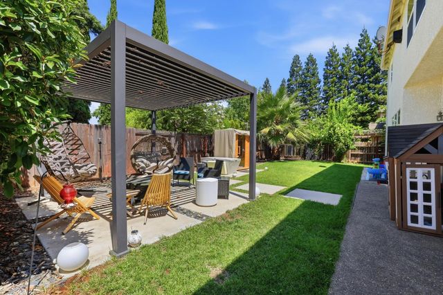 5304 Flyway Dr, Fair Oaks, CA 95628