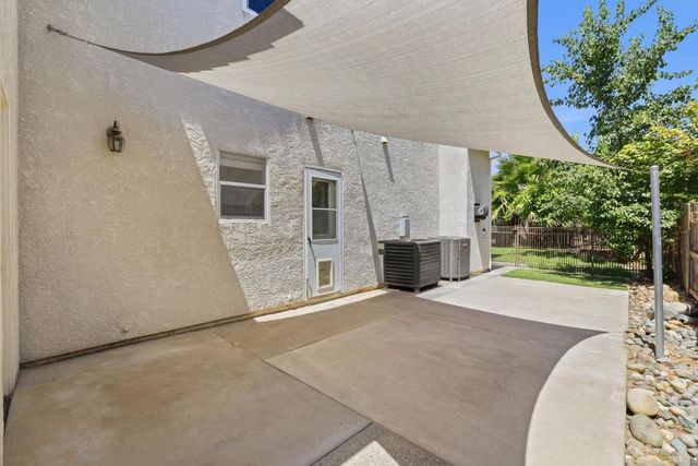 5304 Flyway Dr, Fair Oaks, CA 95628