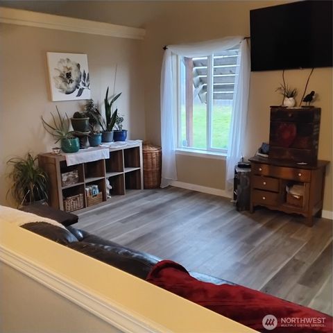 308 Callendar Street NW, Orting, WA 98360