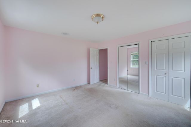 15554 Us Highway 421, Burgaw, NC 28425