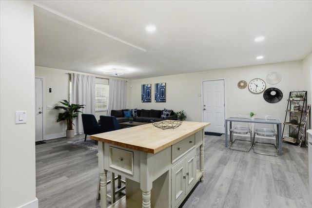 2153 LONGVIEW Drive, Tallahassee, FL 32303