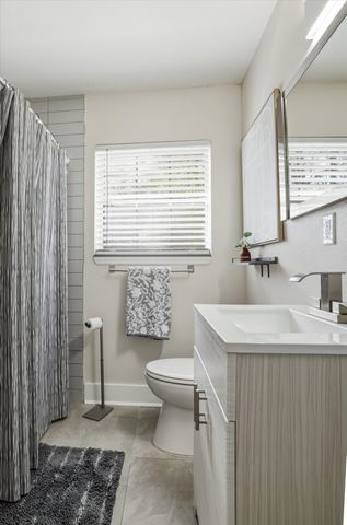 2153 LONGVIEW Drive, Tallahassee, FL 32303