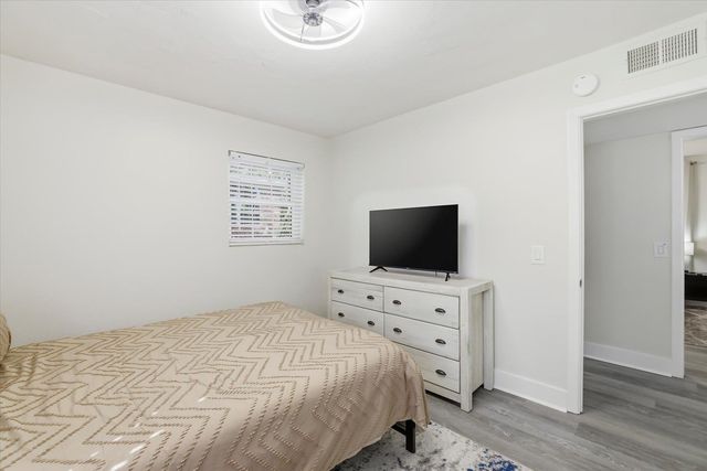 2153 LONGVIEW Drive, Tallahassee, FL 32303