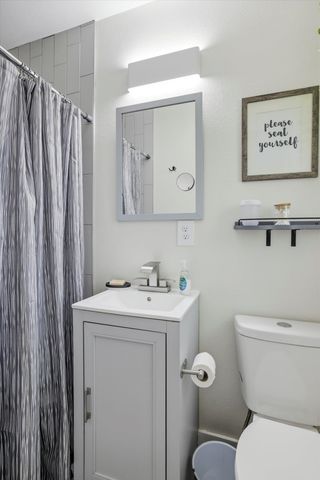 2153 LONGVIEW Drive, Tallahassee, FL 32303