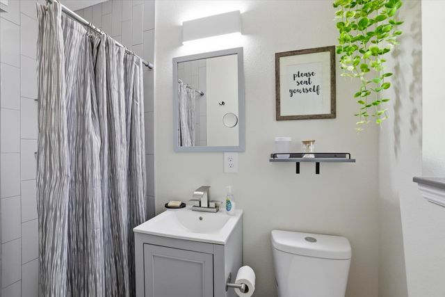 2153 LONGVIEW Drive, Tallahassee, FL 32303