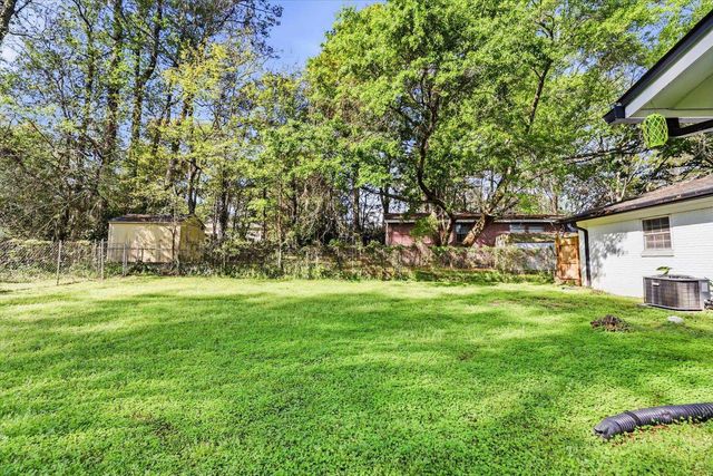 2153 LONGVIEW Drive, Tallahassee, FL 32303