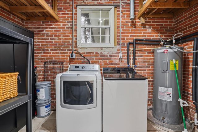 2153 LONGVIEW Drive, Tallahassee, FL 32303