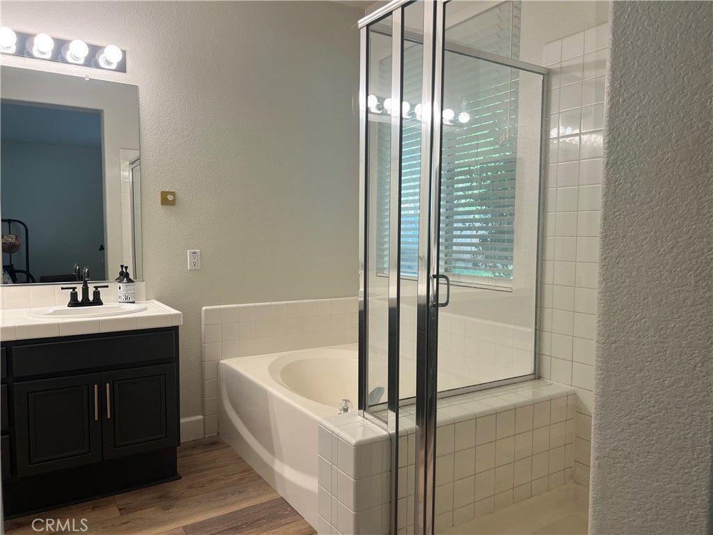 Image 14 of property listing at 24392 Calle Estancia, Murrieta, CA 92562