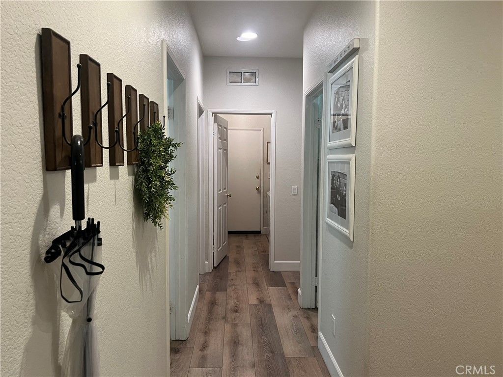 Image 16 of property listing at 24392 Calle Estancia, Murrieta, CA 92562