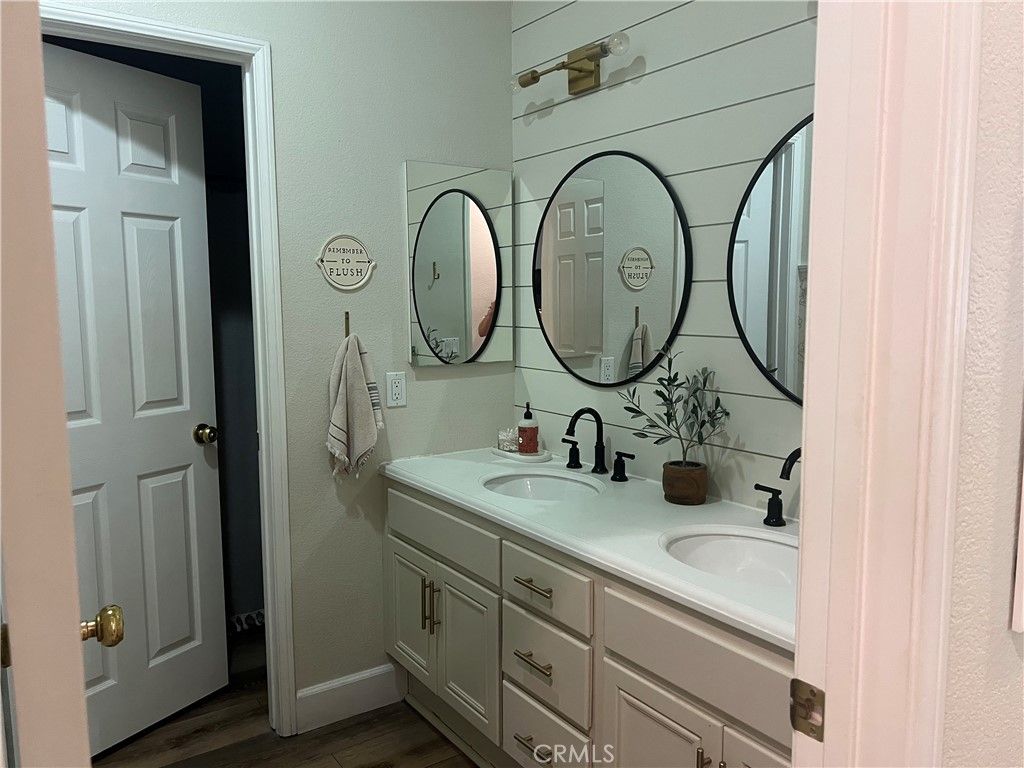 Image 17 of property listing at 24392 Calle Estancia, Murrieta, CA 92562