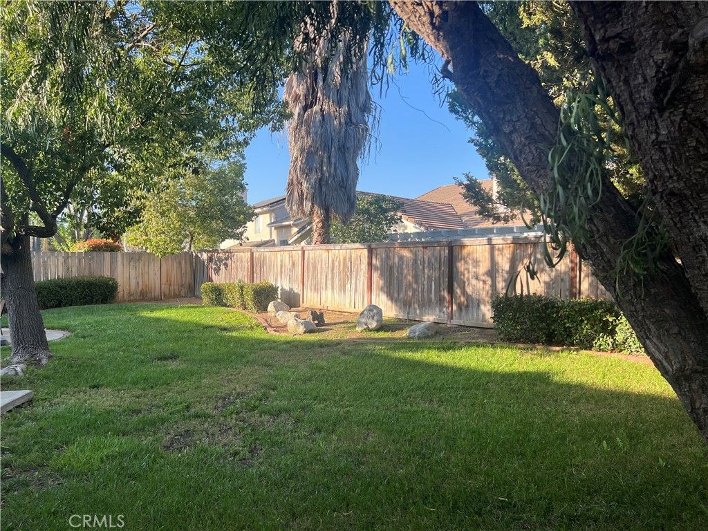 Image 23 of property listing at 24392 Calle Estancia, Murrieta, CA 92562