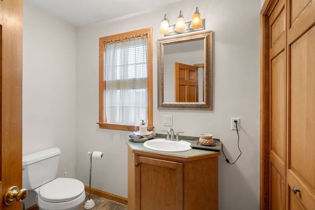 61 American Legion Highway, Westport, MA 02790