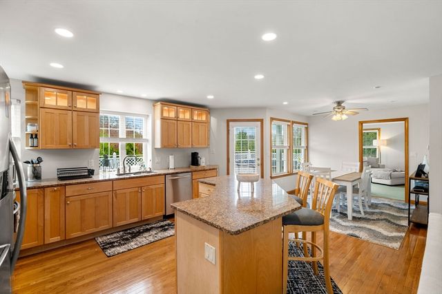 61 American Legion Highway, Westport, MA 02790