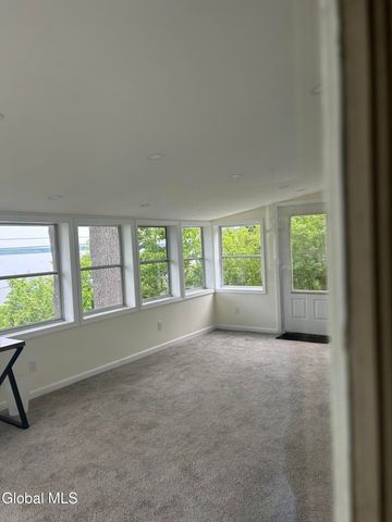 696 NY-9P, Stillwater, NY 12866
