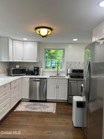 696 NY-9P, Stillwater, NY 12866