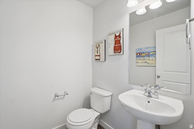 10606 S LAKE AVE, South Jordan, UT 84009