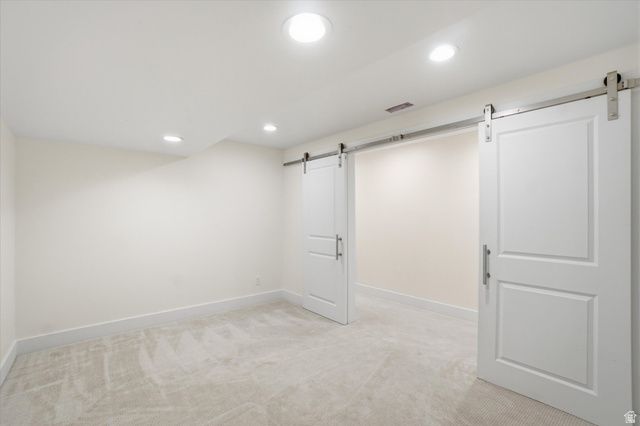10606 S LAKE AVE, South Jordan, UT 84009