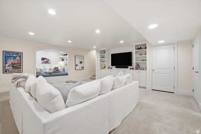 10606 S LAKE AVE, South Jordan, UT 84009