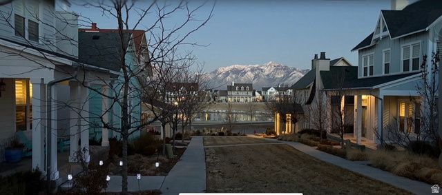 10606 S LAKE AVE, South Jordan, UT 84009