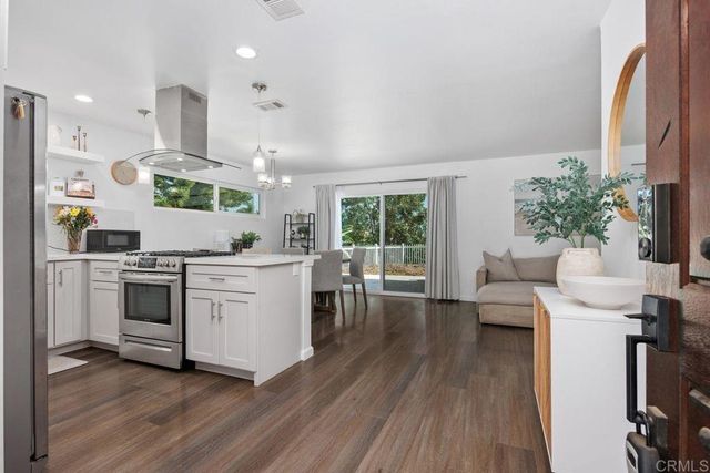 4969 Stephanie Pl, Oceanside, CA 92057