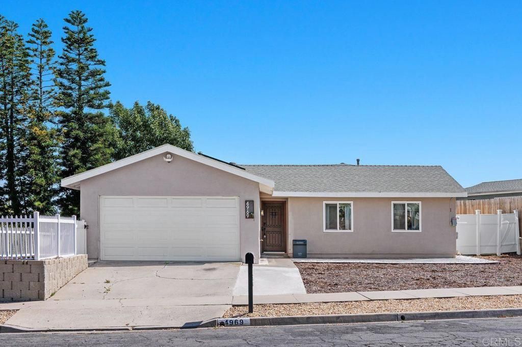 4969 Stephanie Pl, Oceanside, CA 92057