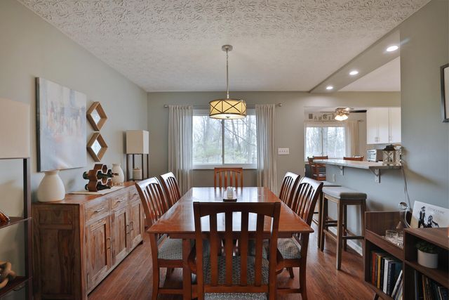 7044 Linworth Road, Columbus, OH 43235