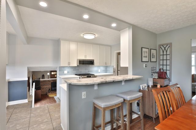 7044 Linworth Road, Columbus, OH 43235