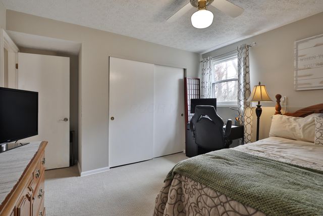 7044 Linworth Road, Columbus, OH 43235