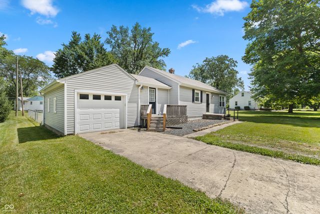 400 Orchard Lane, Greenwood, IN 46142