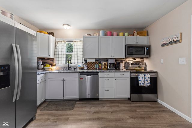 400 Orchard Lane, Greenwood, IN 46142